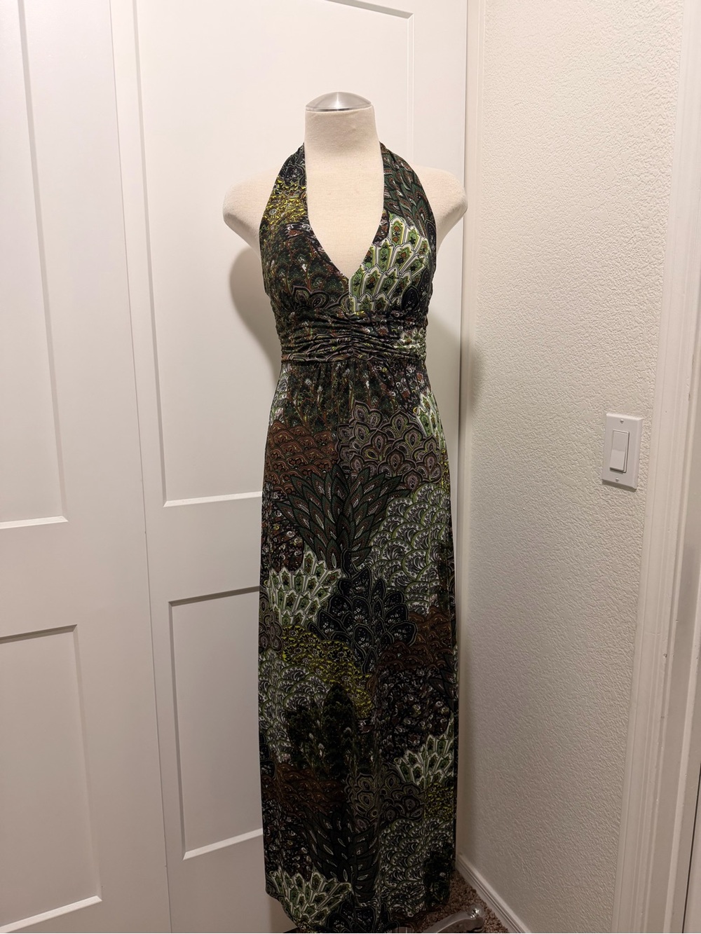 Cristinalove Halter Maxi Dress in Green, Brown and Black Leaf Print